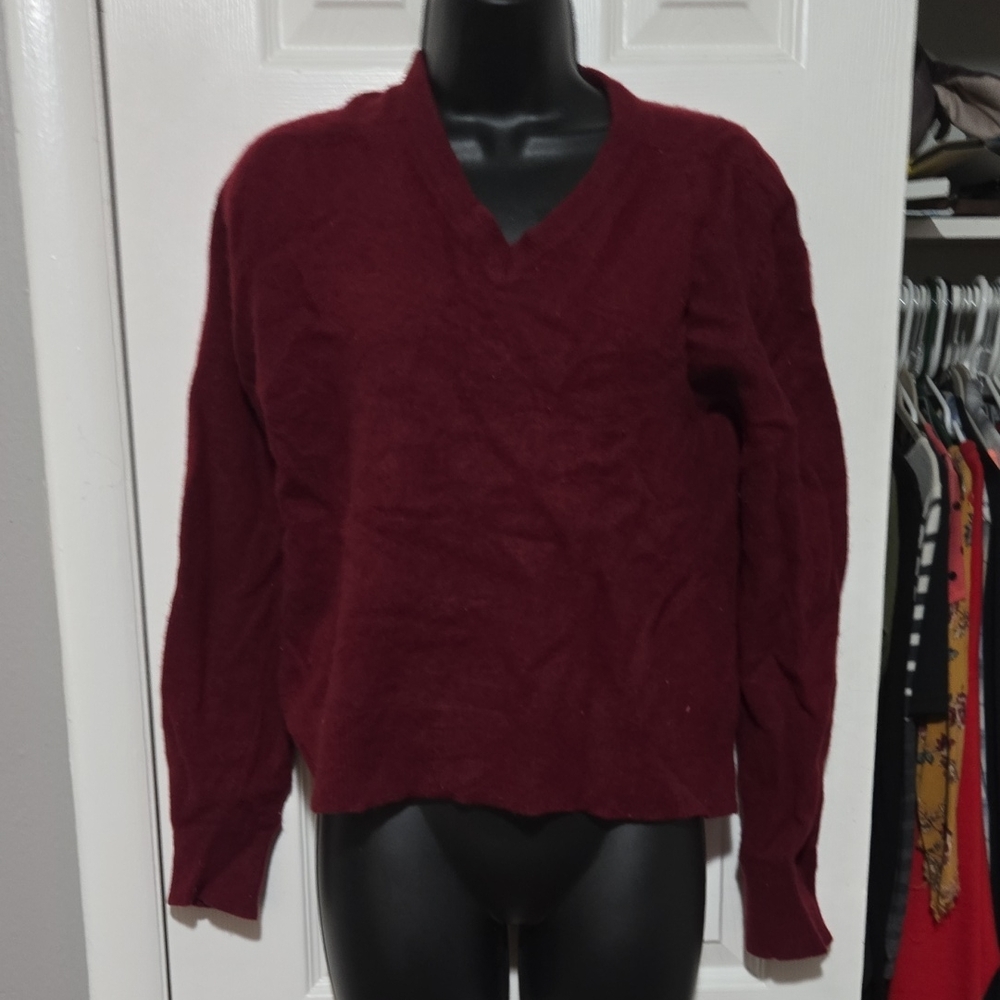 Elegant Burgundy V-Neck Sweater